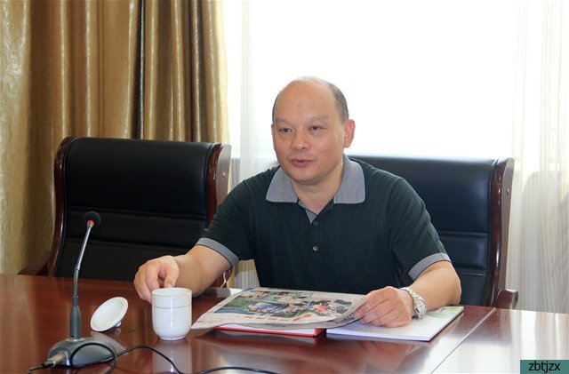 市教育局黨委書記、局長于軍到我校調(diào)研走訪