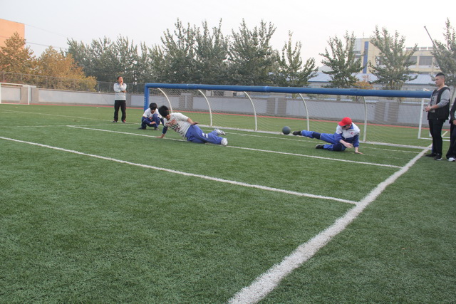 我校舉行盲人節(jié)慶?；顒?dòng)