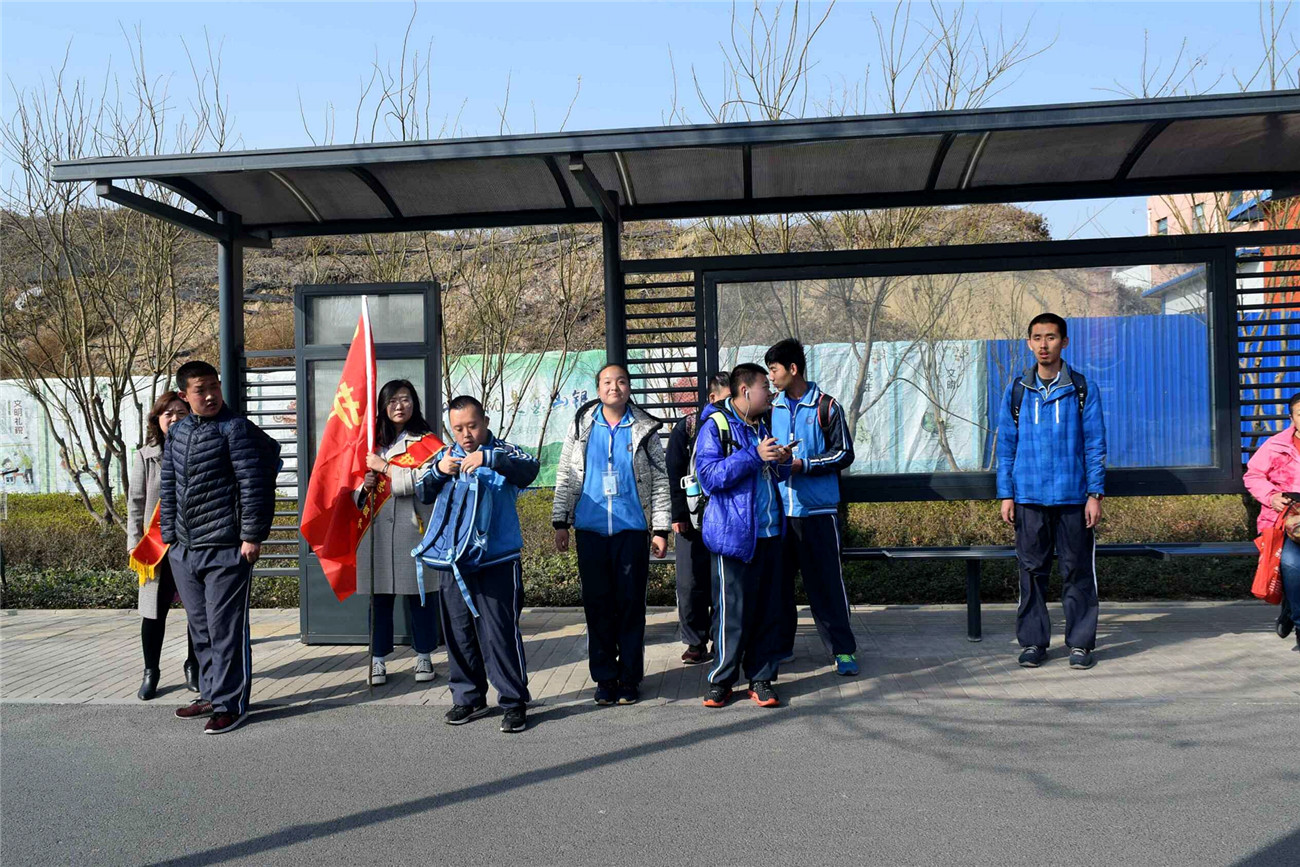 暖心“護學崗”為愛撐起保護傘