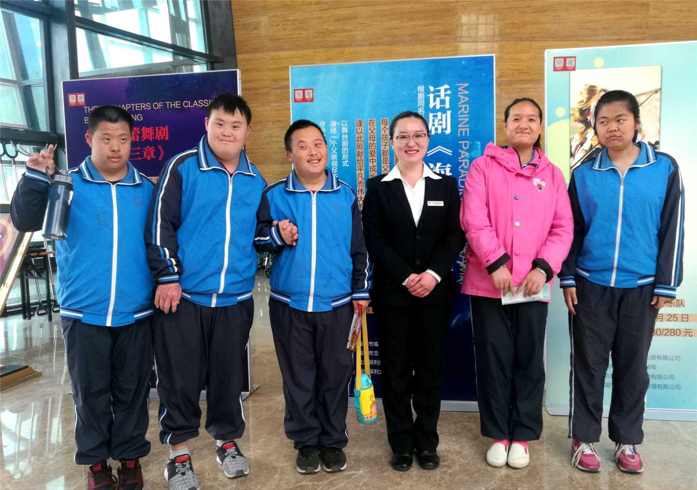 星光灑滿追夢腳步 公益活動傳遞愛心