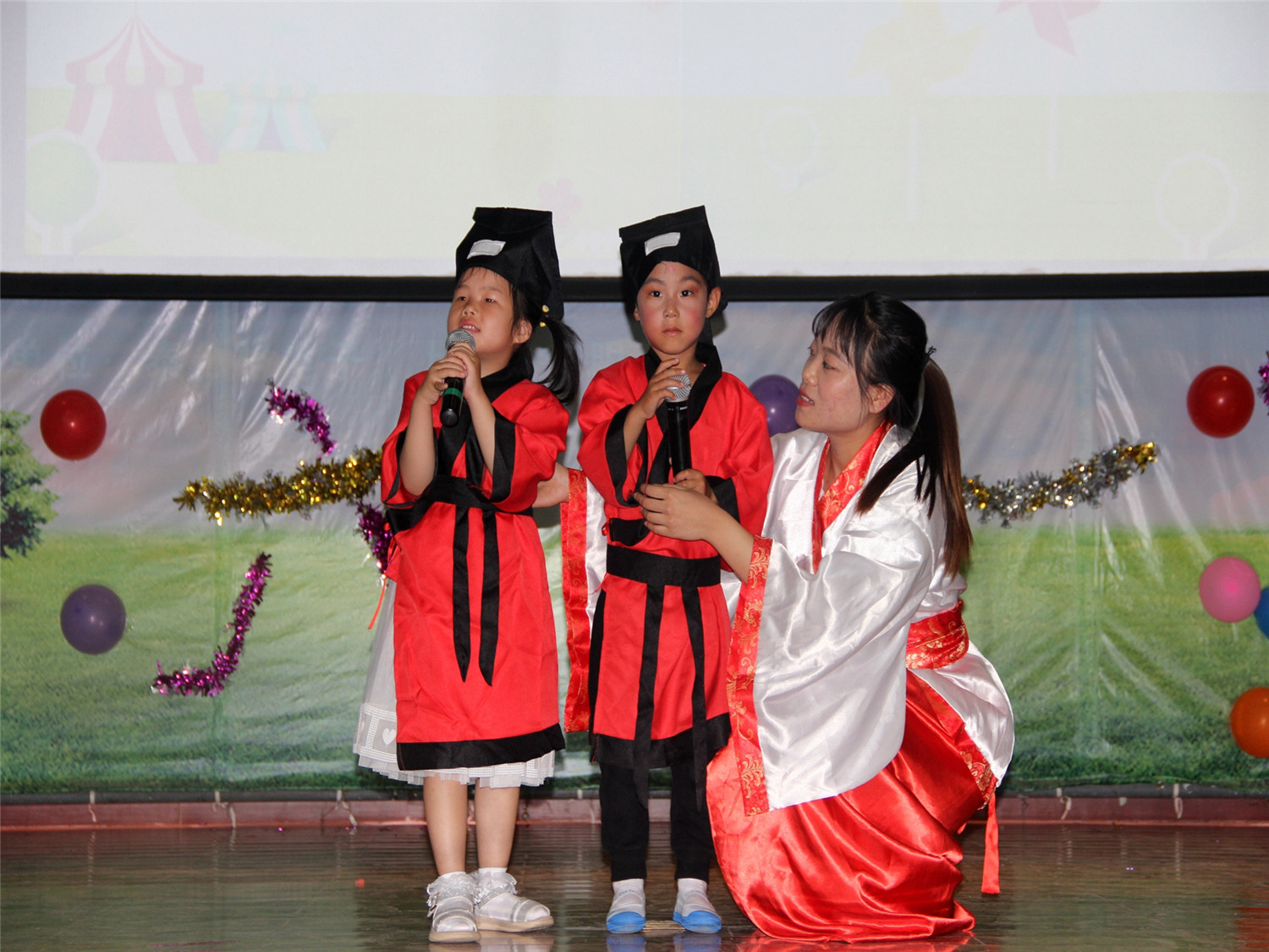 市特教中心開(kāi)展“歡樂(lè)童年 放飛夢(mèng)想” 慶“六一”文藝匯演活動(dòng)