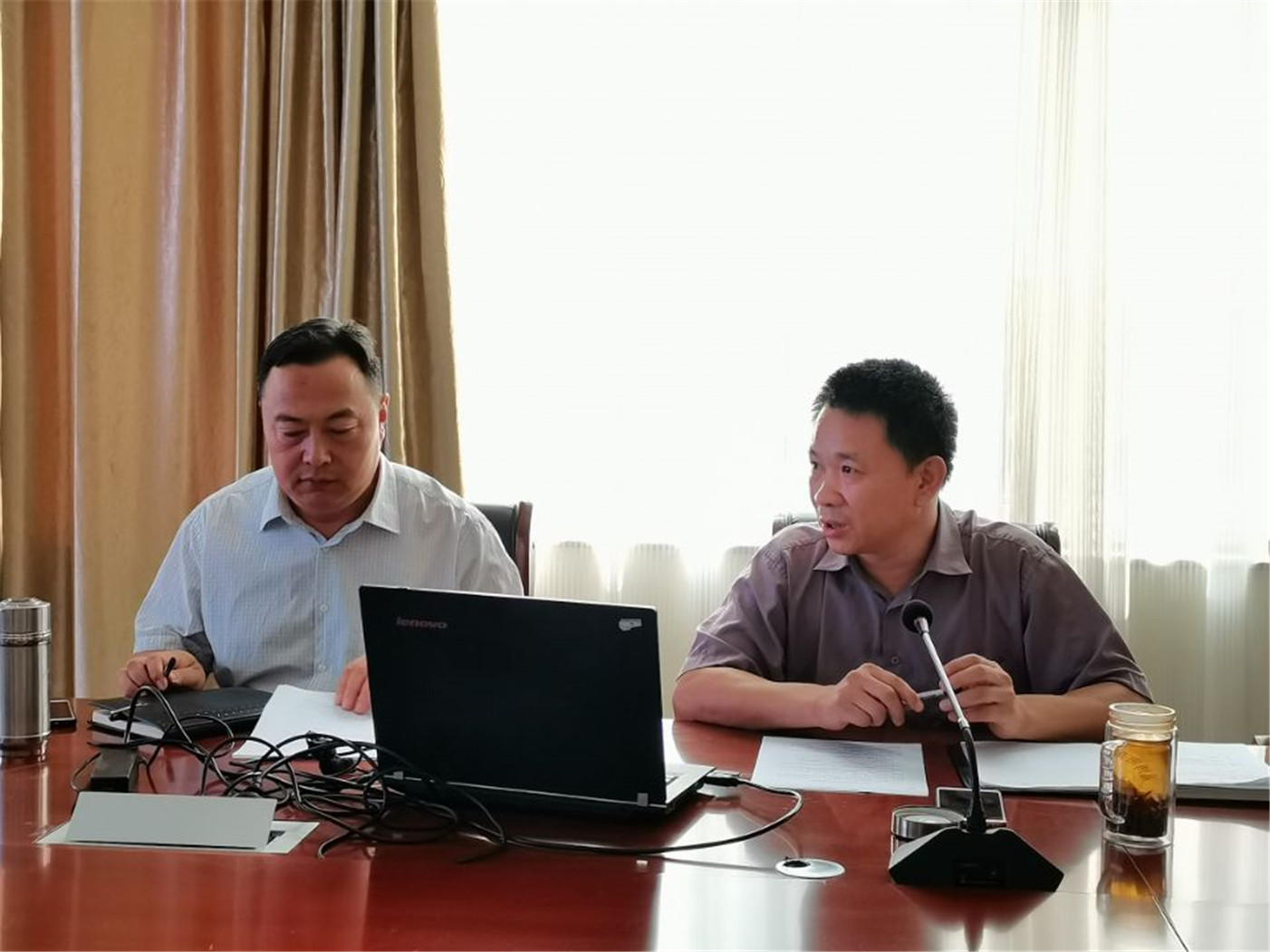 高標(biāo)定位 擔(dān)當(dāng)有為 爭(zhēng)做新時(shí)代優(yōu)秀教師