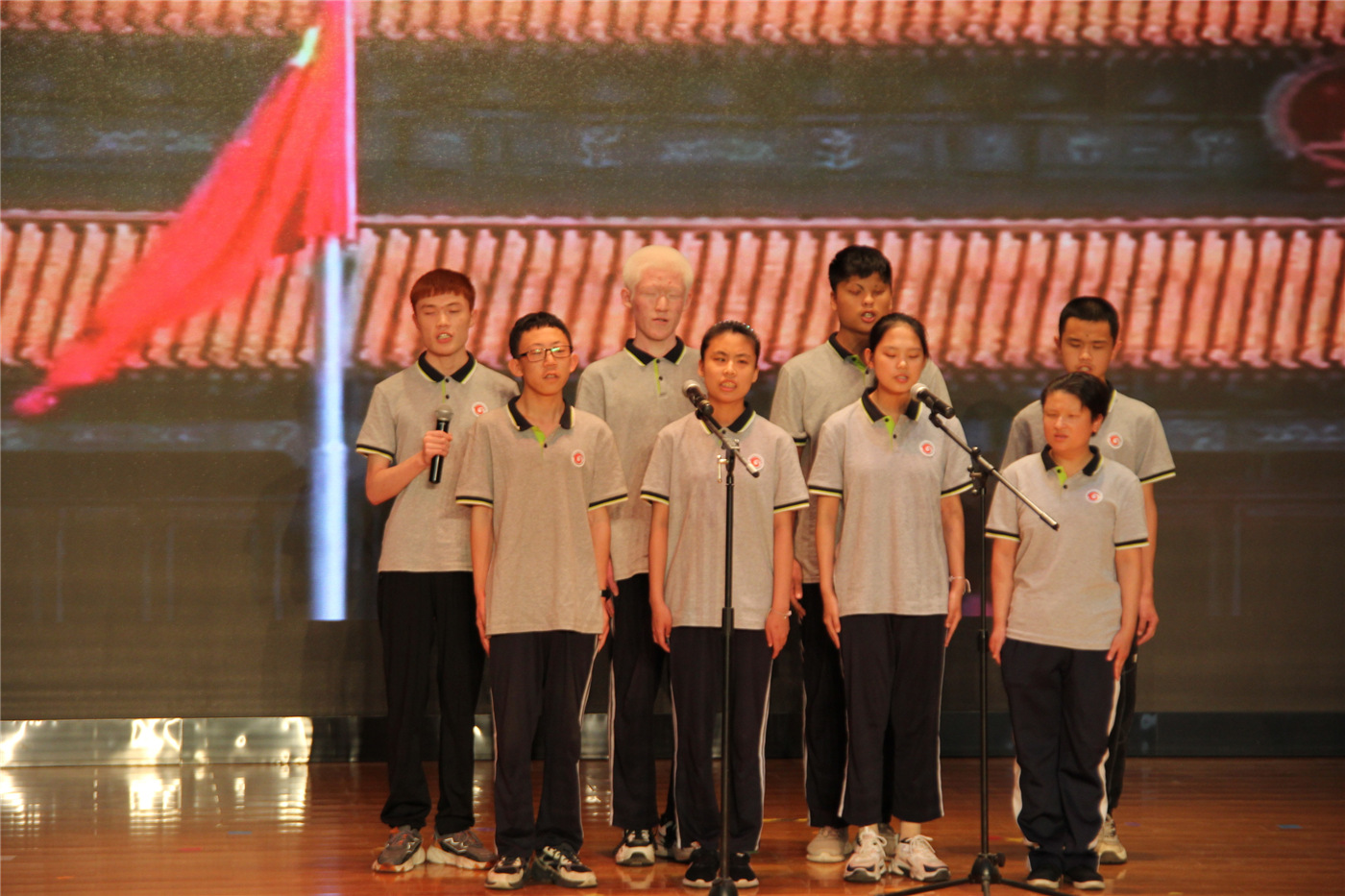 唱響紅色經(jīng)典 喜慶建黨百年