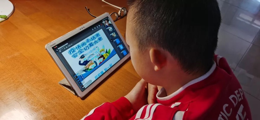 新冠疫情再來襲 線上教學(xué)再啟動