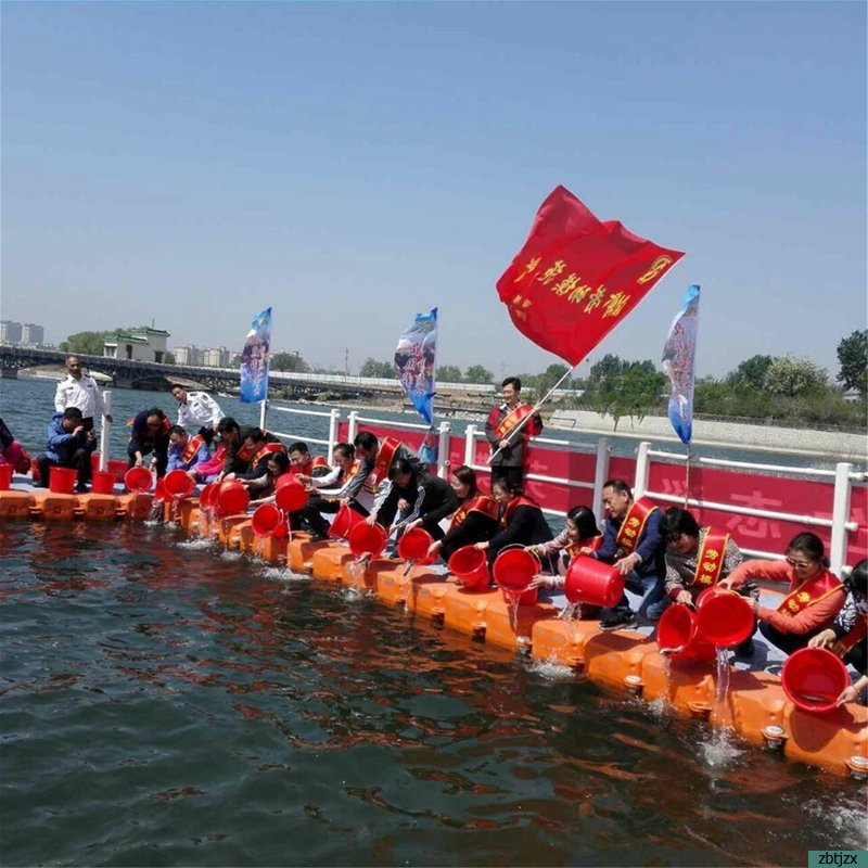 賈益芹參加“生態(tài)淄博建設(shè) 勞模在行動(dòng)”綠色環(huán)?；顒?dòng)