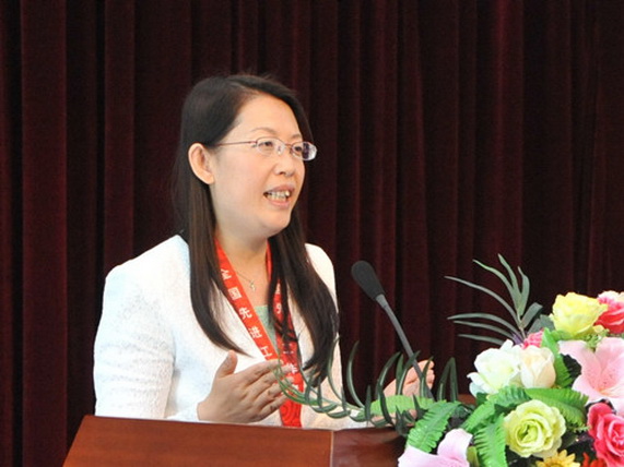 全國先進(jìn)工作者賈益芹事跡報(bào)告會(huì)舉辦