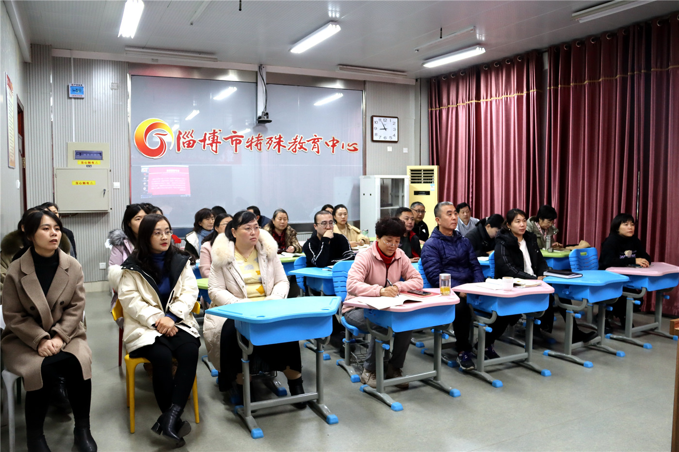 站好思政課講臺，提高立德樹人實效