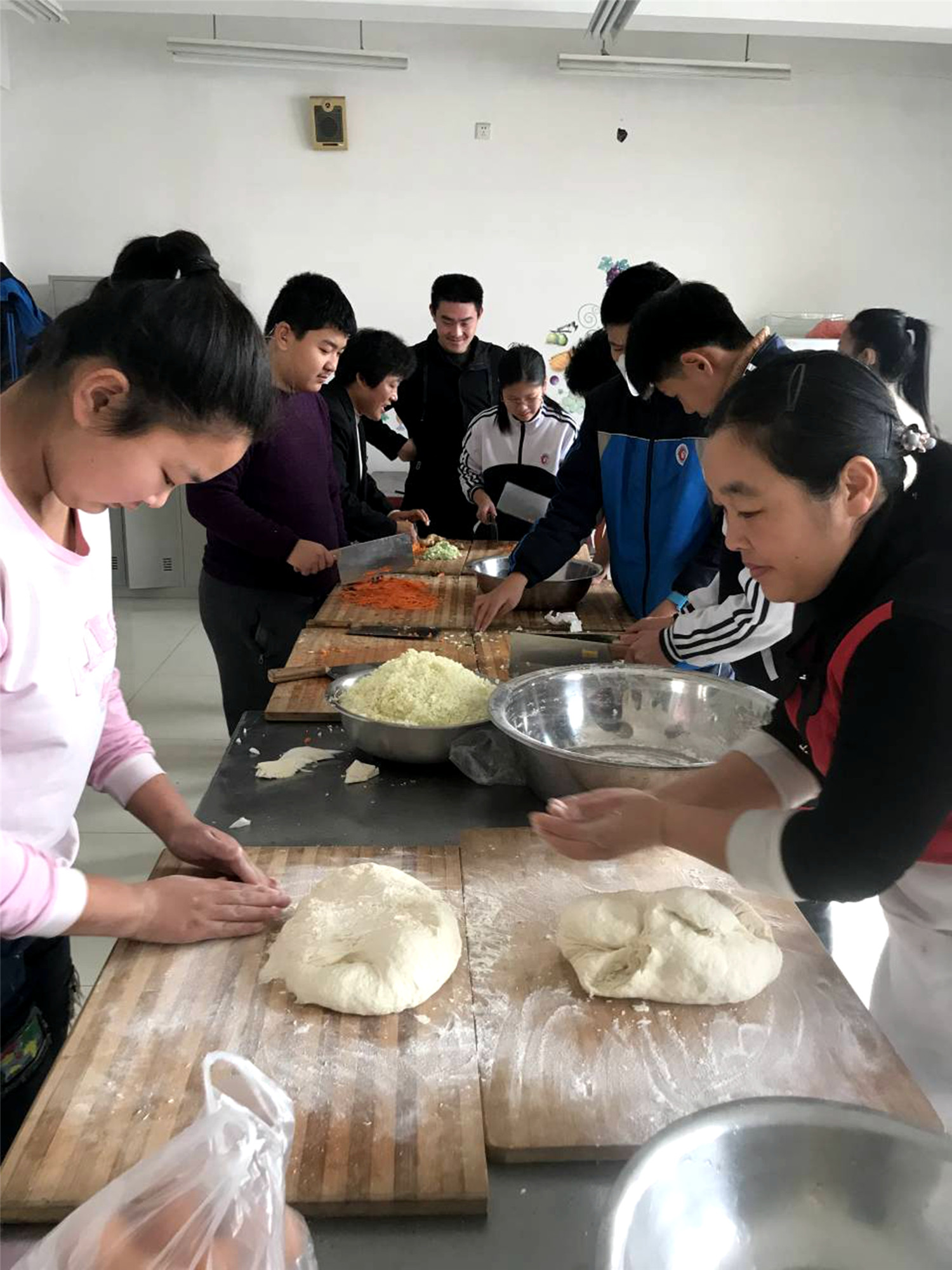 家校攜手 共育孩子成長(zhǎng)