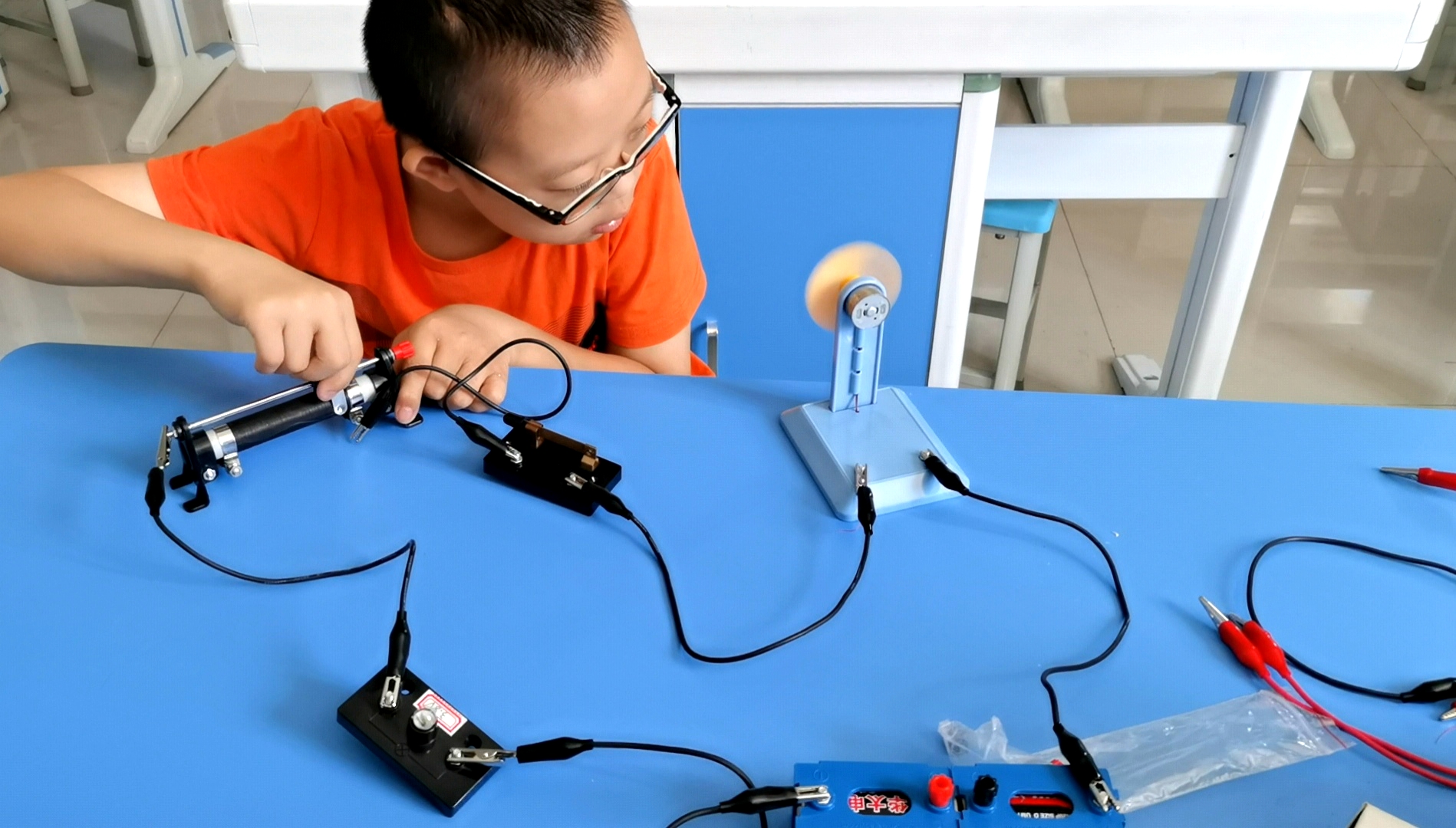 真愛相伴凝智慧 家校共育結(jié)碩果