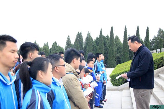 清明祭英烈，志愿護綠行