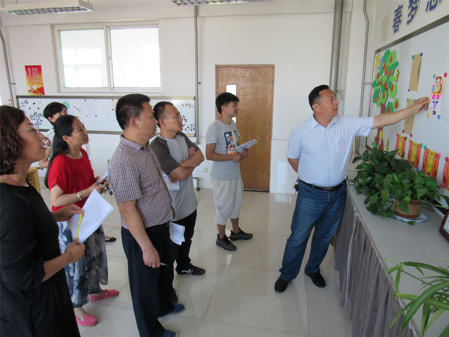 建設(shè)特色班級文化，構(gòu)建盲生心靈家園