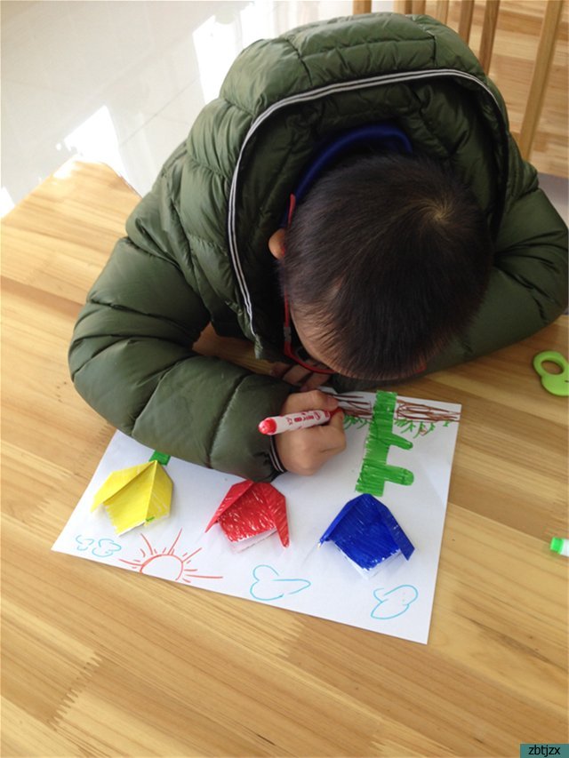 三月春風暖 我把花兒送