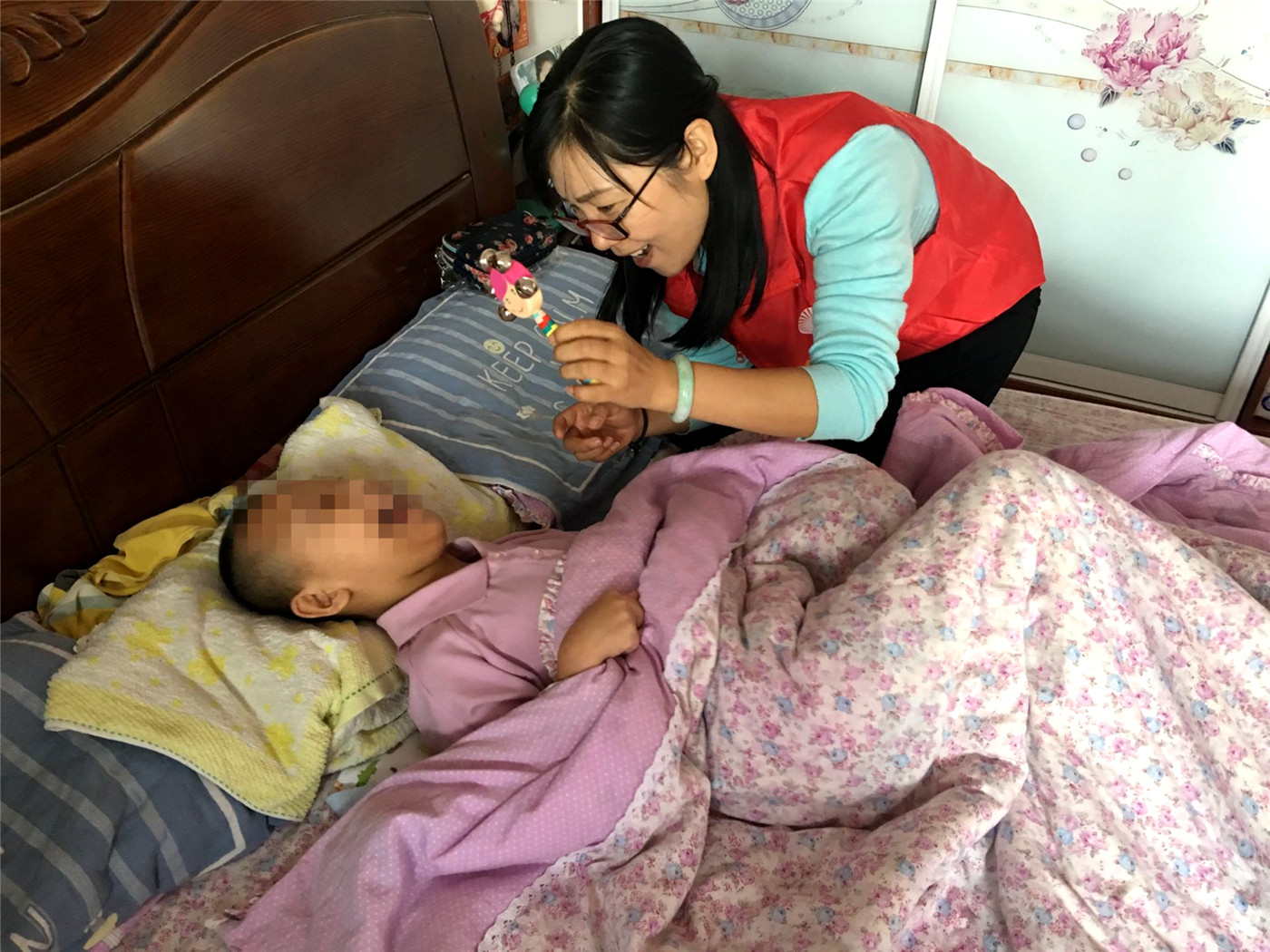 “送教上門(mén) 溫暖到家”志愿服務(wù)再起航