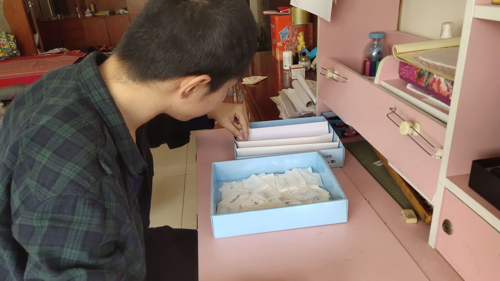 勞動(dòng)充盈身心 實(shí)踐促進(jìn)成長(zhǎng)