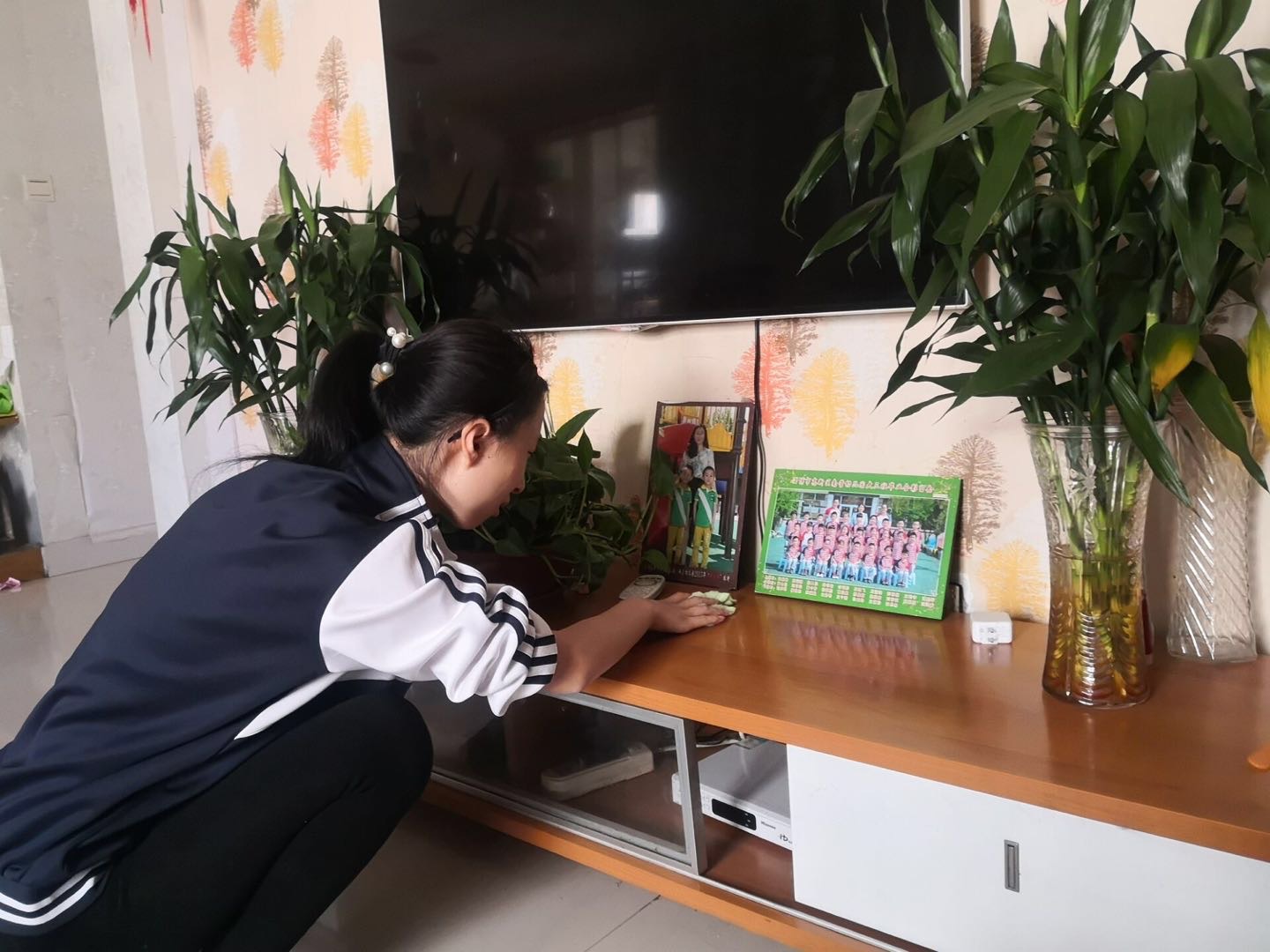 勞動(dòng)充盈身心 實(shí)踐促進(jìn)成長(zhǎng)