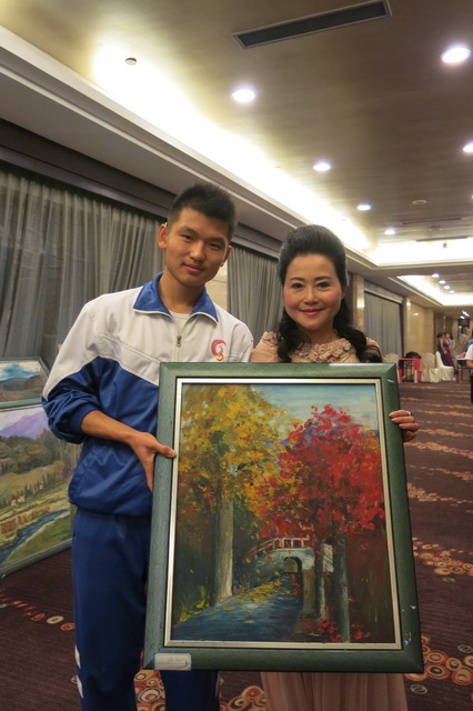 美麗女人節(jié) 愛(ài)心獻(xiàn)特教