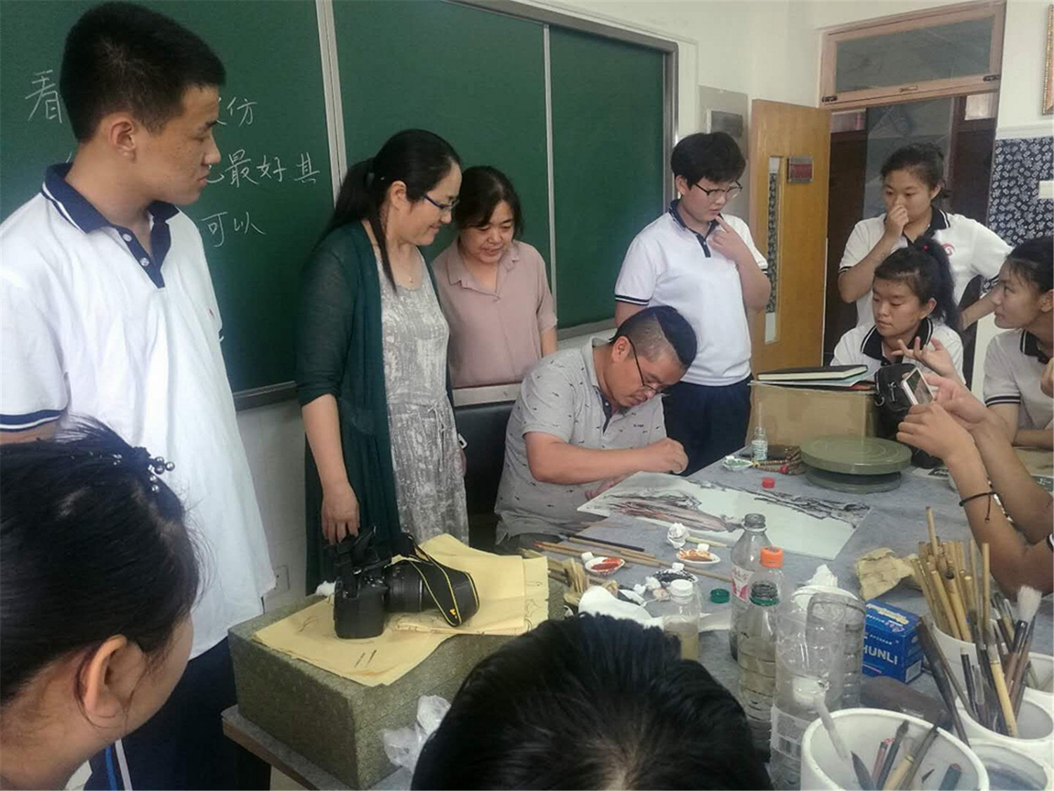 嚴郎平淄博送教