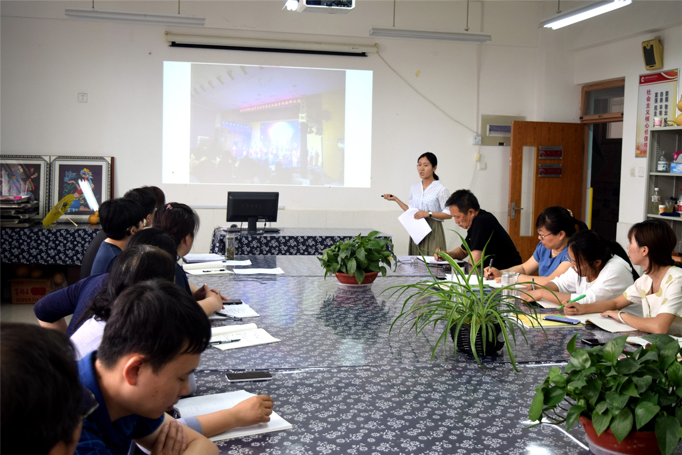 抓好師資培訓為學生提供最適合的教育