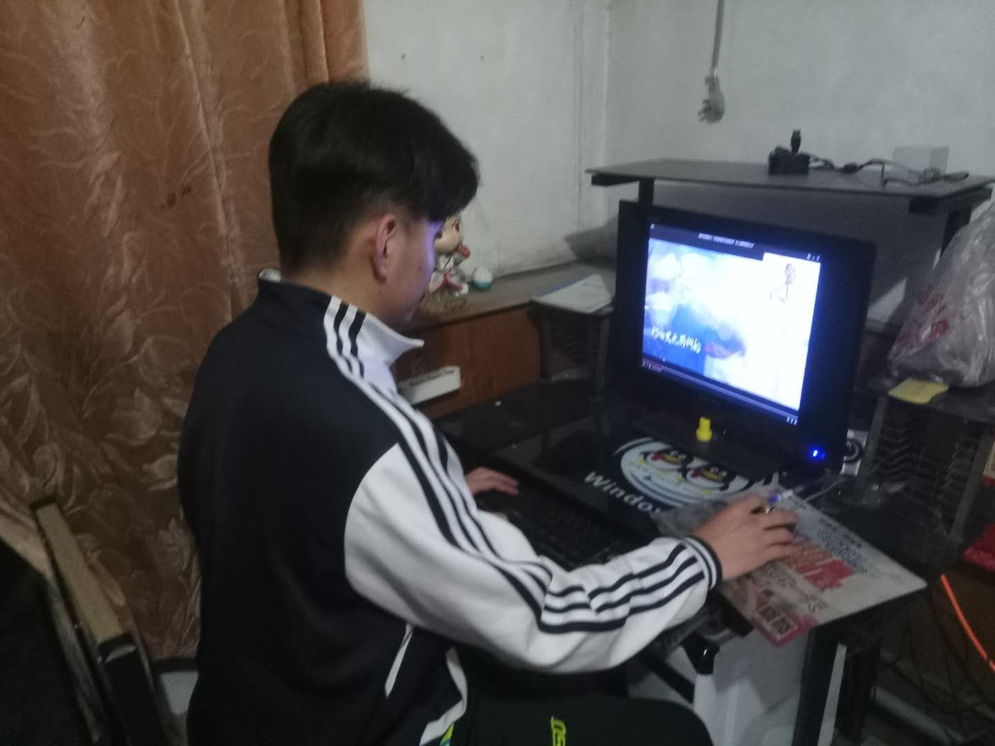 市特教中心組織開展“綻放戰(zhàn)疫青春·堅(jiān)定制度自信”線上微團(tuán)課學(xué)習(xí)活動