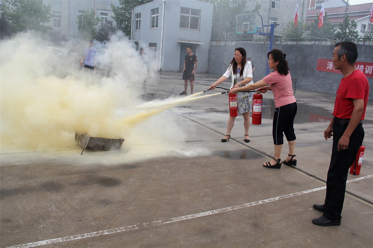 提升“四個(gè)能力”做消防安全“明白人”